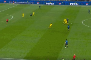 6.66亿换2.15预期进球！国米被5713万黑马羞辱，战犯失误葬送欧冠梦